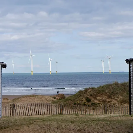 101 Sapphire Tees Bay Tatil parkı *